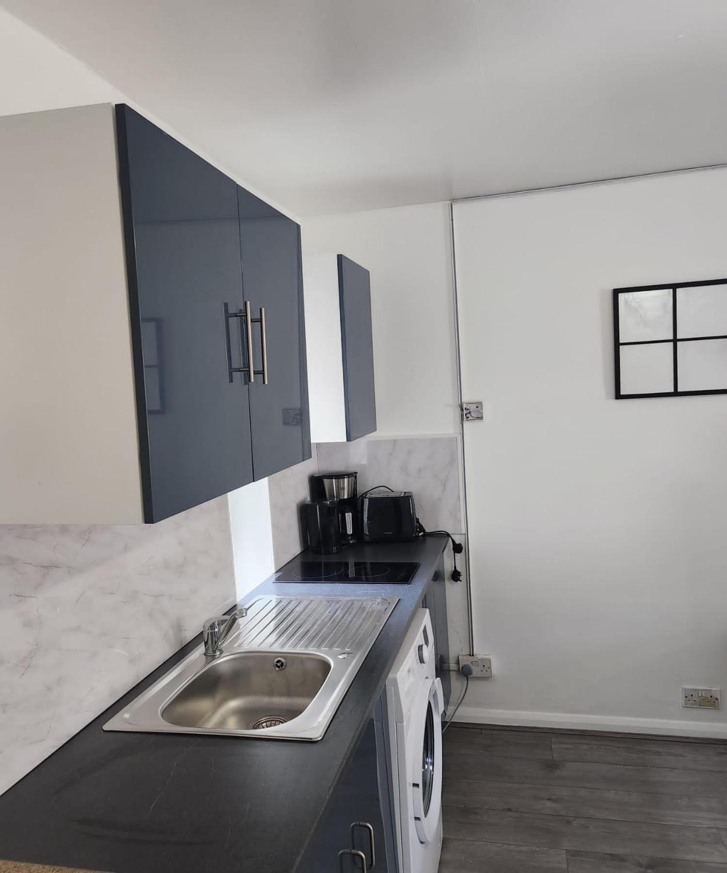 New Deluxe Studio Apt-2 Лондон Екстериор снимка