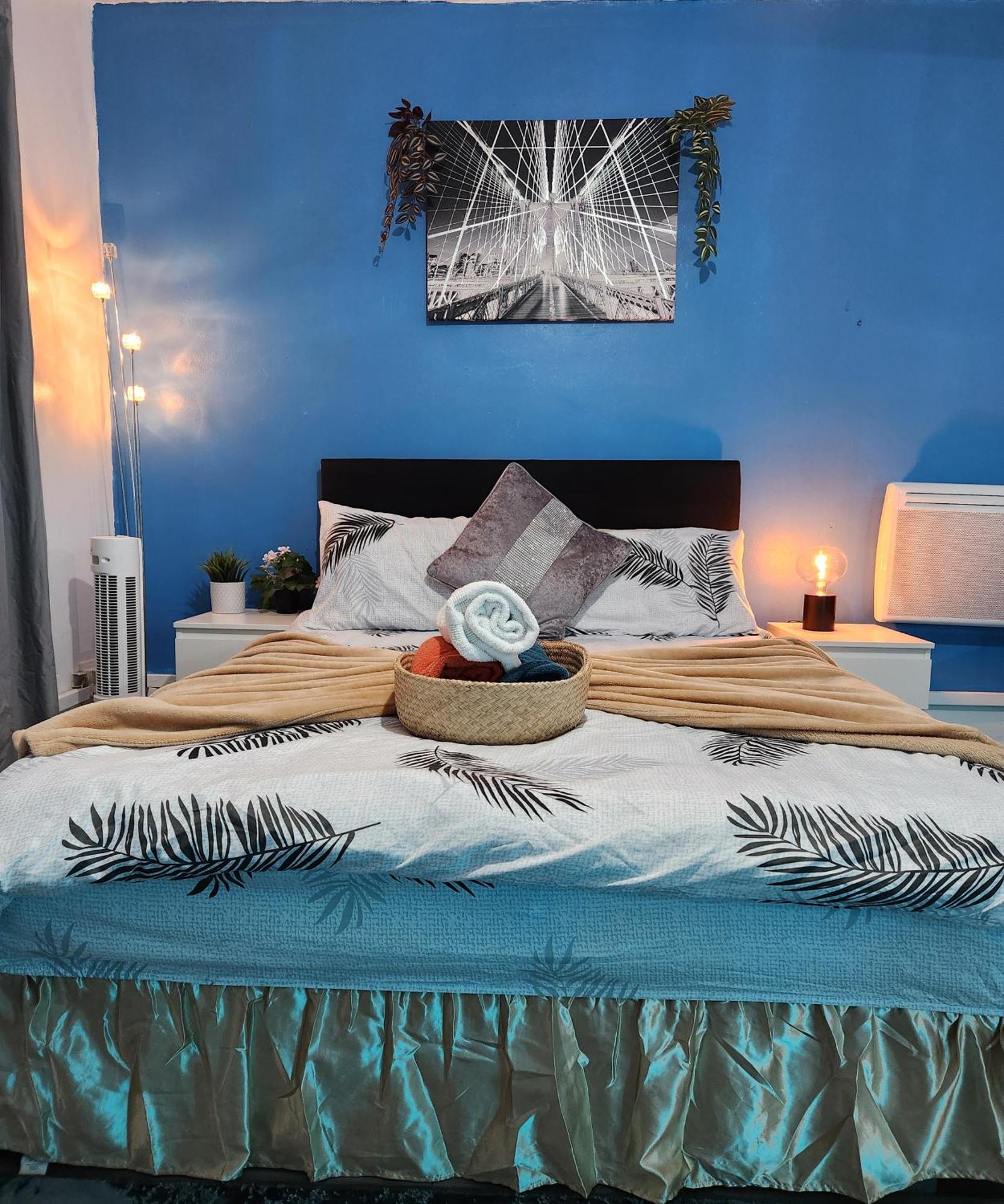 New Deluxe Studio Apt-2 Лондон Екстериор снимка