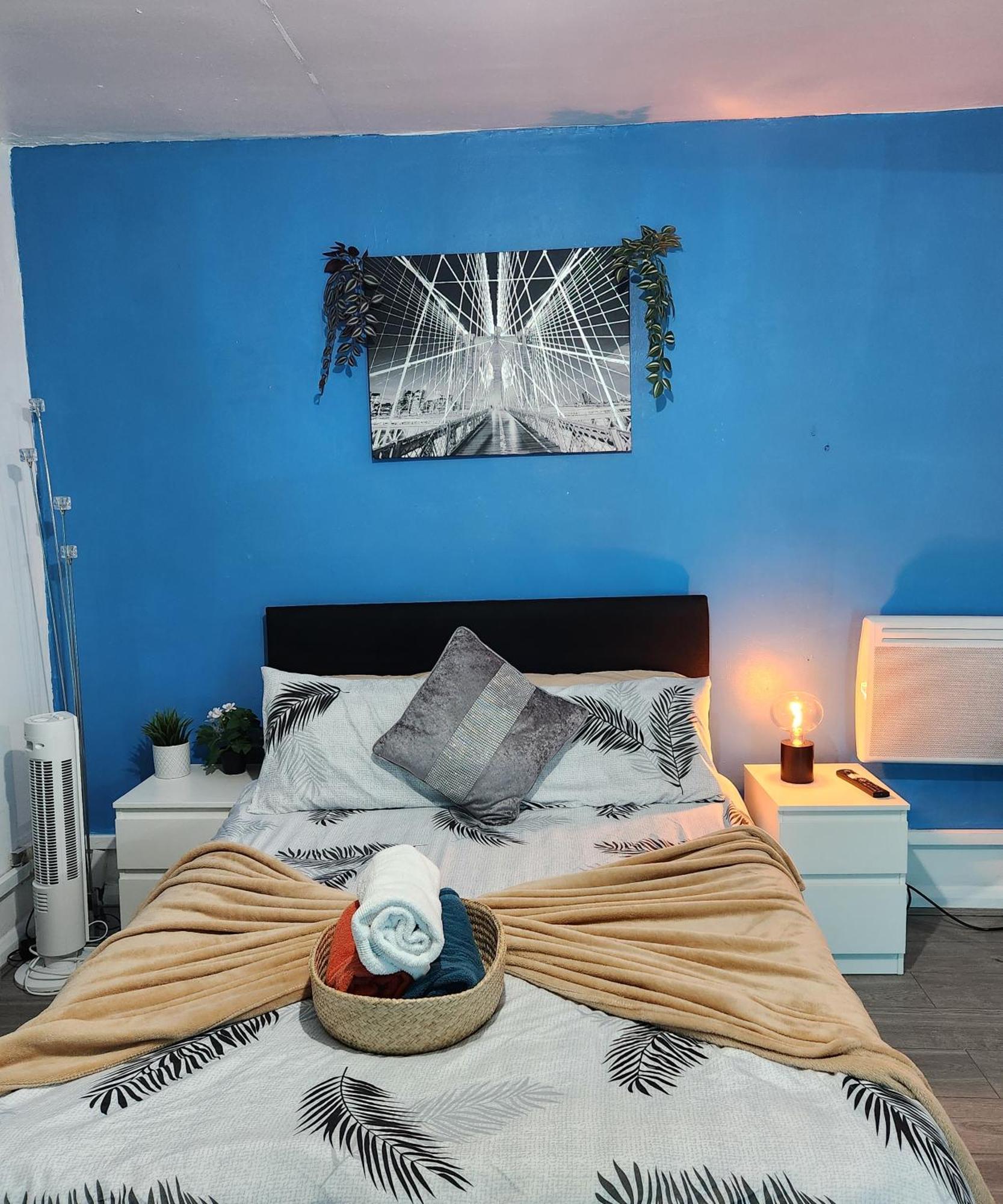 New Deluxe Studio Apt-2 Лондон Екстериор снимка